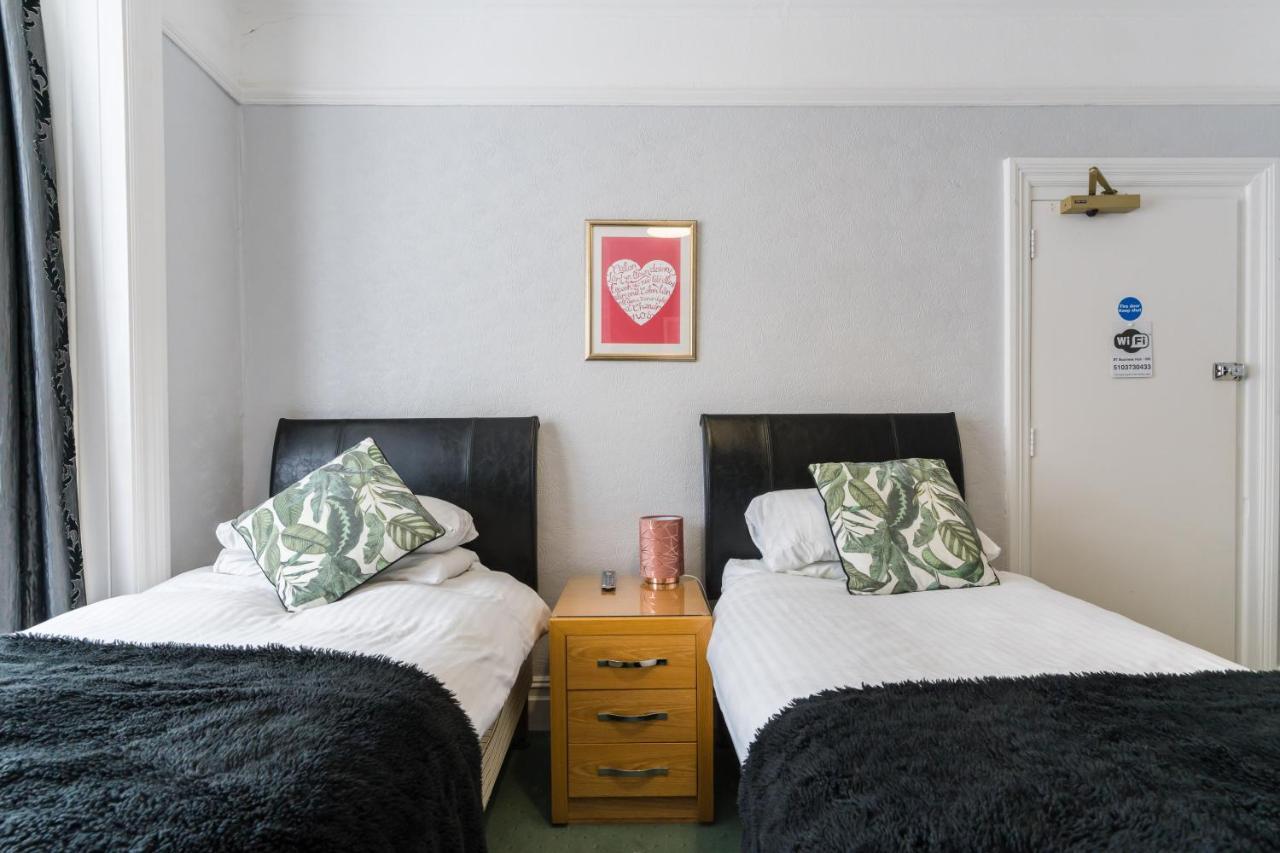 Rooms By Maes Y Mor Town Centre Aberystwyth Exterior foto